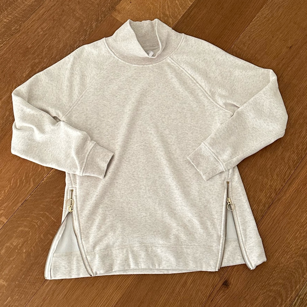 Athleta Cozy Karma Side Zip Plush Funnel Mock Neck Turtleneck Ribbed Sweatshirt - Picture 2 of 12